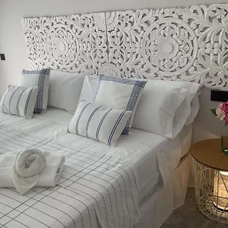 Talamanca Paradise - Private Pool Free Parking Apartament Santa Eularia des Riu