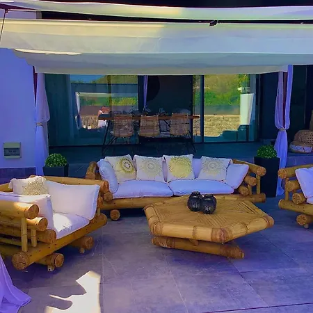Apartament Talamanca Paradise - Private Pool Free Parking
